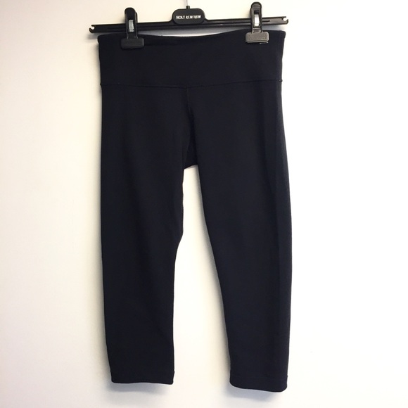 LULULEMON Reversible Wunder Under Crop Pants 6 - Picture 2 of 8